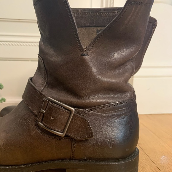 Frye Veronica Bootie 👢- Brown - Picture 3 of 8
